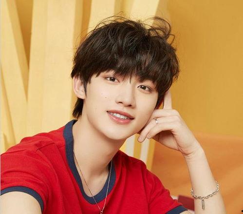 娱乐吃瓜酱丁程鑫