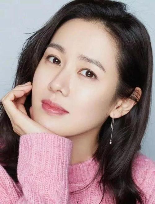 韩国演员孙艺珍